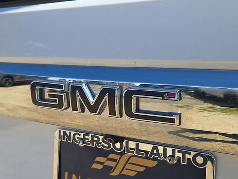 Used 2021 GMC Yukon SLE AWD/4WD image 29