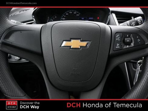 Used 2020 Chevrolet Trax LS image 9