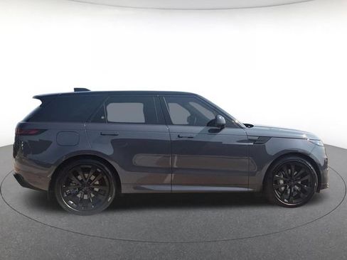 Used 2026 Land Rover Range Rover Sport Dynamic SE AWD/4WD image 4