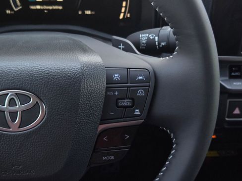 Certified 2026 Toyota Camry SE w/ Convenience Package FWD image 19