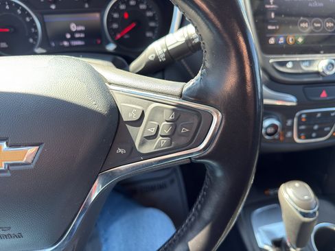 Used 2020 Chevrolet Equinox Premier image 20