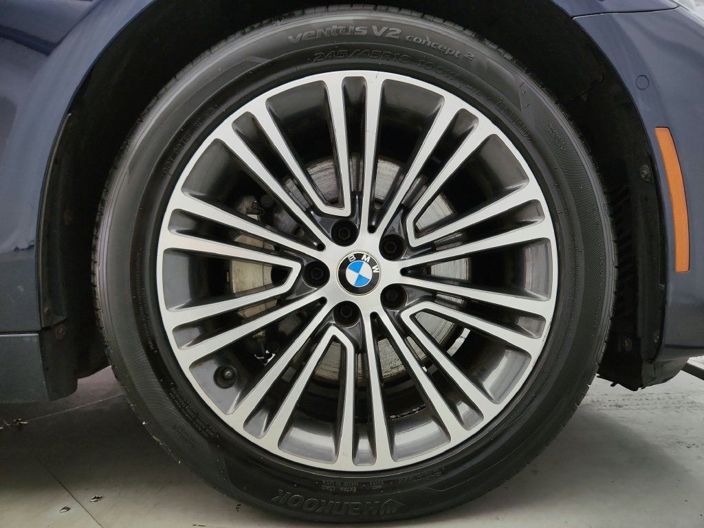 Used 2017 BMW 530i xDrive AWD/4WD image 36