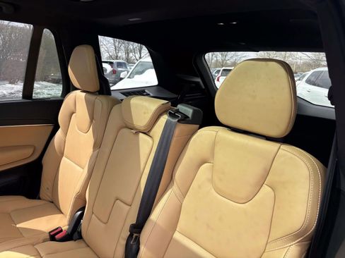Used 2023 Volvo XC90 B6 Ultimate w/ Protection Package Premier image 26