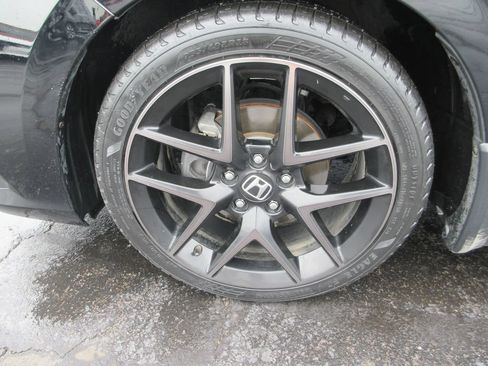 Used 2024 Honda Civic Sport Touring image 13
