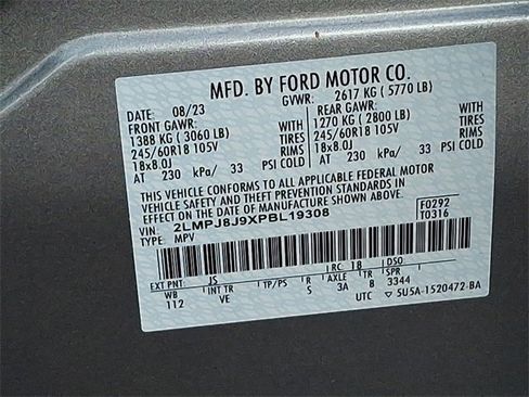 Certified 2023 Lincoln Nautilus AWD w/ Premium Package image 25