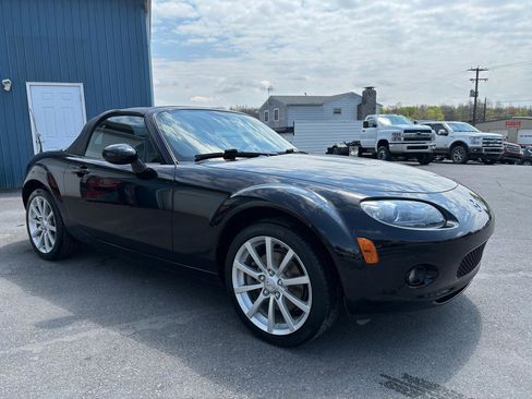 Used 2008 MAZDA MX-5 Miata Touring w/ Suspension Pkg image 7
