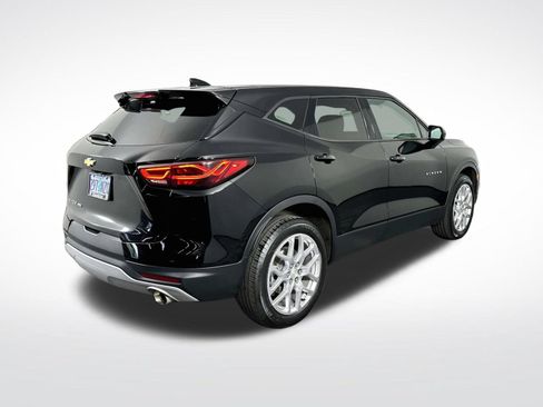 Used 2023 Chevrolet Blazer LT AWD/4WD image 8