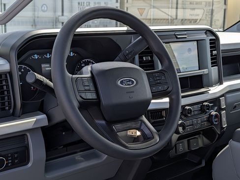 New 2026 Ford F250 XL image 17