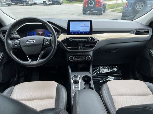 Used 2021 Ford Escape Titanium w/ Titanium Elite Package image 16