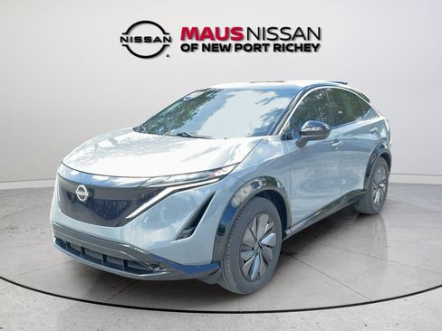 Used 2025 Nissan Ariya FWD image 7