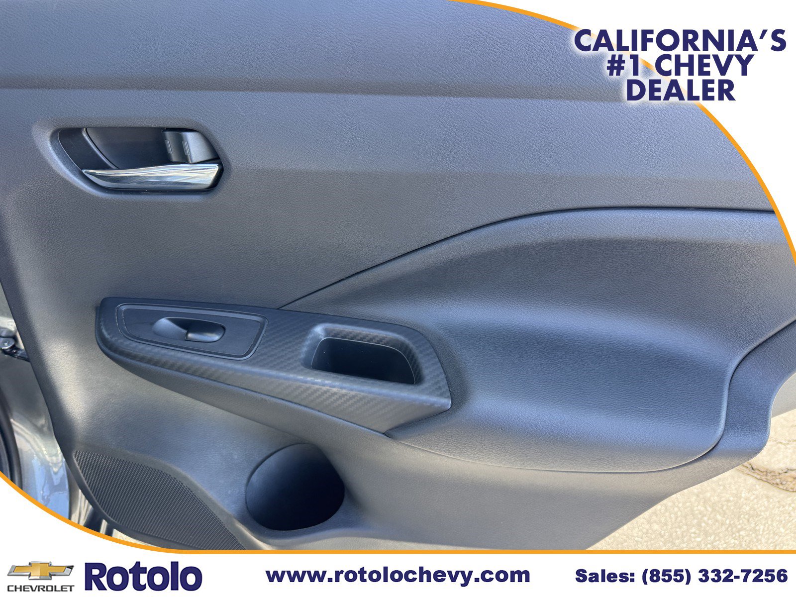 Used 2024 Nissan Versa SV FWD image 11
