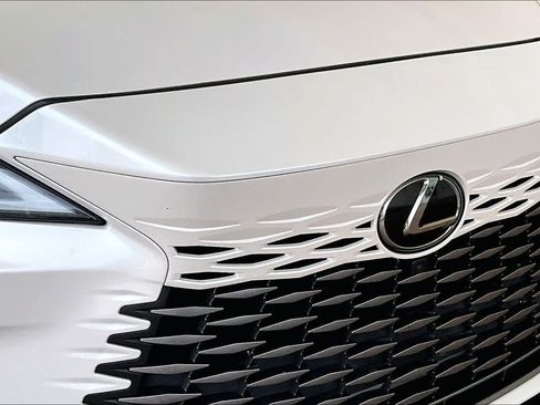 Used 2024 Lexus RX 350 FWD w/ Convenience Package image 27