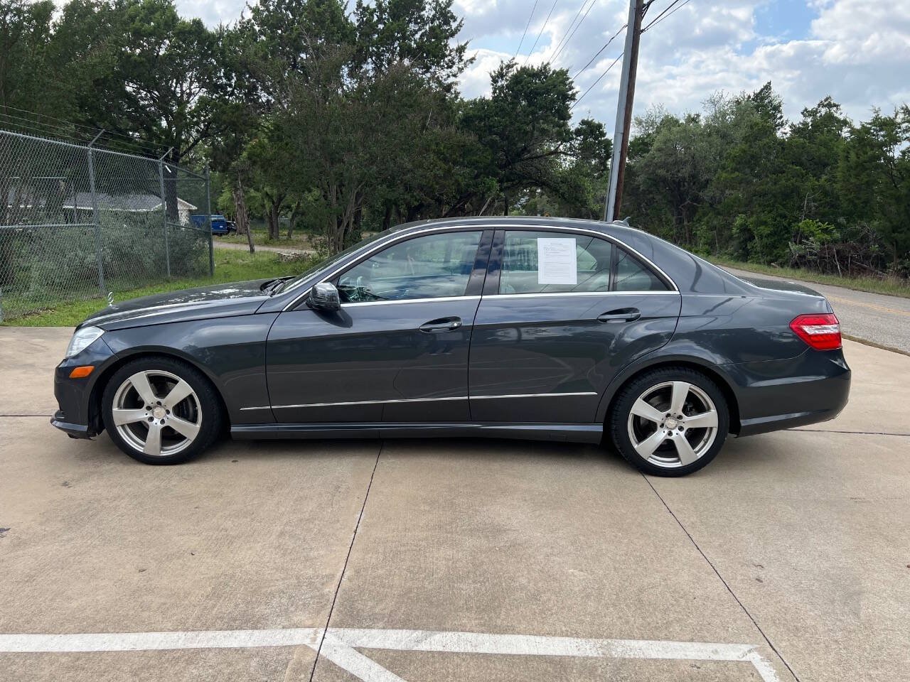 Used 2010 Mercedes-Benz E 350 Sedan image 8