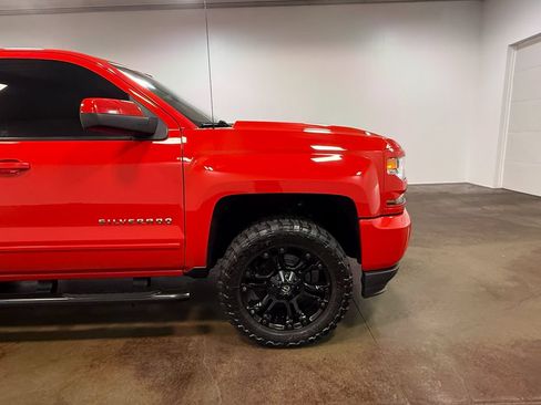 Used 2016 Chevrolet Silverado 1500 LT w/ All Star Edition AWD/4WD image 32