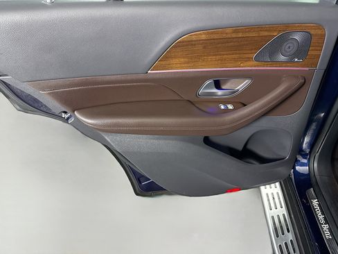 Used 2020 Mercedes-Benz GLE 350 4MATIC image 26