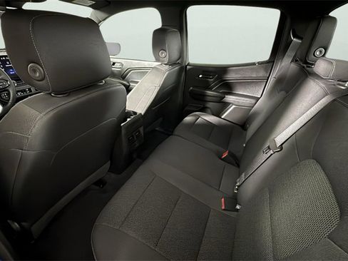 Certified 2023 Chevrolet Colorado LT image 25