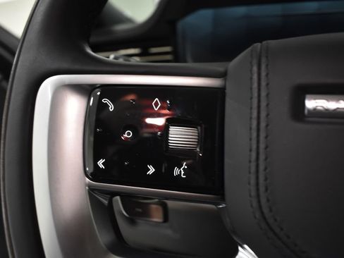 Used 2025 Land Rover Range Rover Autobiography AWD/4WD image 32