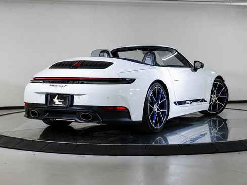 New 2026 Porsche 911 Carrera T image 7
