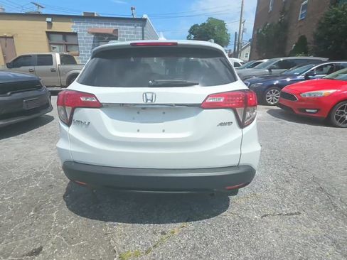 Used 2020 Honda HR-V EX image 3