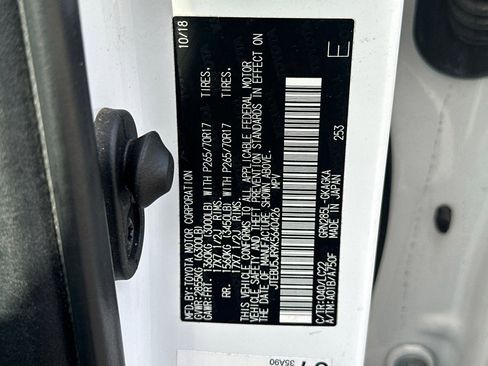 Used 2019 Toyota 4Runner TRD Off-Road Premium image 32