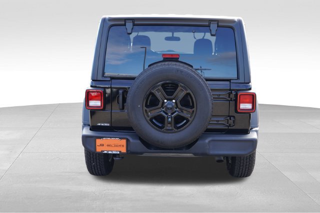 Used 2021 Jeep Wrangler Sport AWD/4WD image 7