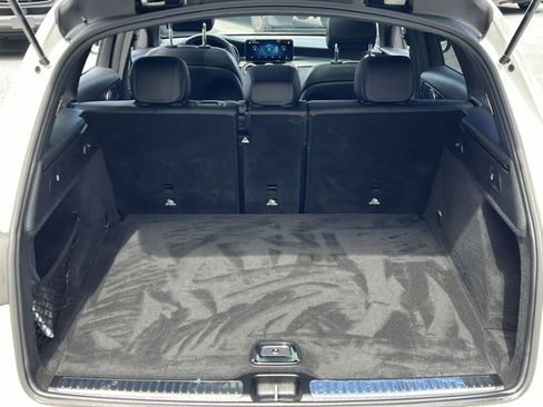 Used 2020 Mercedes-Benz GLC 300 4MATIC image 31