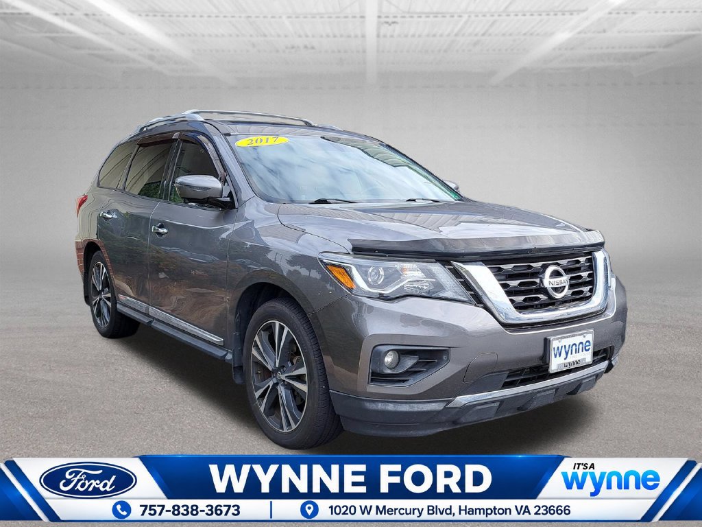 Used 2017 Nissan Pathfinder Platinum FWD image 1