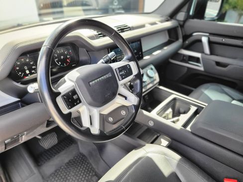 Used 2022 Land Rover Defender 90 X-Dynamic S AWD/4WD image 15