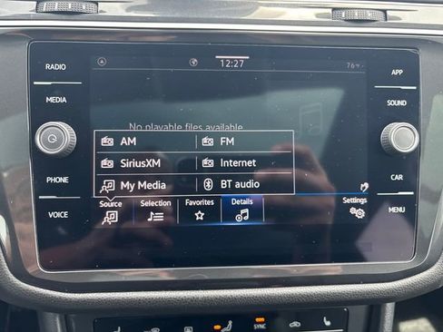 Certified 2023 Volkswagen Tiguan SE w/ Panoramic Sunroof Package FWD image 19