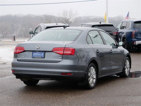 Used 2015 Volkswagen Jetta TDI SE image 7