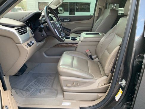 Used 2020 GMC Yukon SLT w/ Open Road Package AWD/4WD image 7
