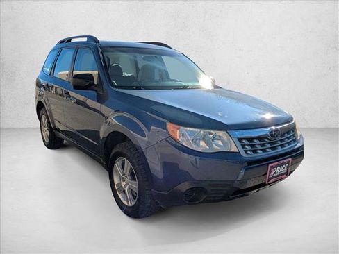 Used 2013 Subaru Forester 2.5X image 3
