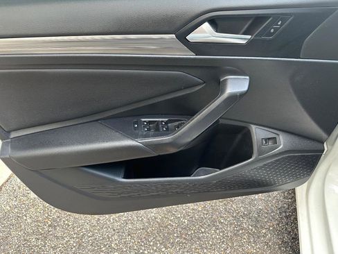 Used 2020 Volkswagen Jetta SEL image 18