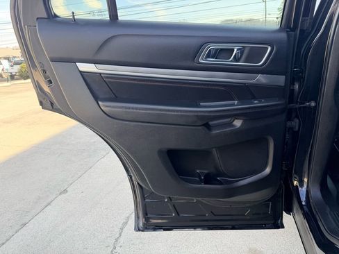 Used 2016 Ford Explorer Sport image 25