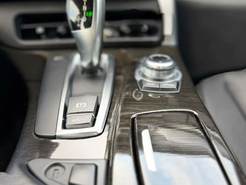 Used 2011 BMW 528i Sedan RWD image 17