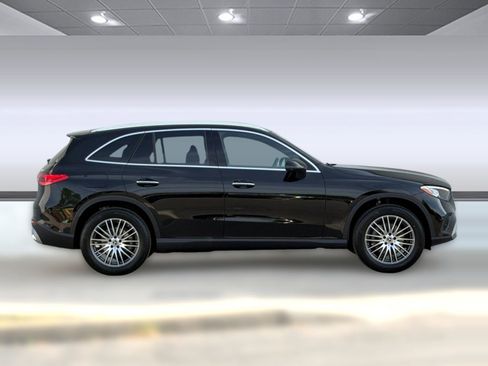 New 2026 Mercedes-Benz GLC 300 4MATIC image 8