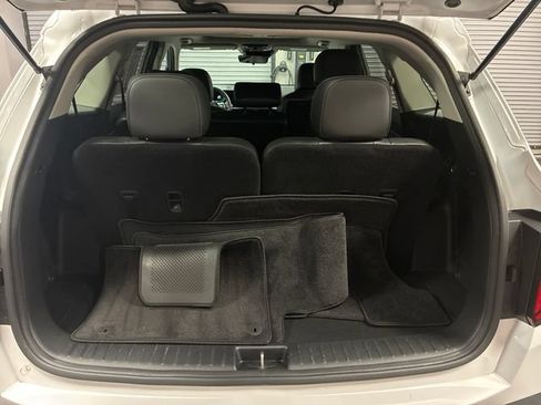 Used 2024 Kia Sorento S w/ Panoramic Sunroof Package FWD image 24