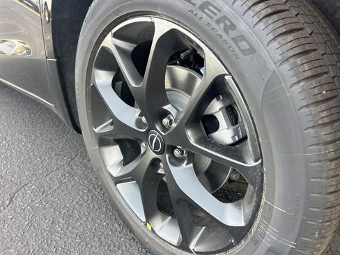 New 2026 Chrysler Pacifica Limited w/ S Appearance Package image 23