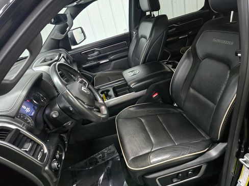 Used 2022 RAM 1500 Laramie w/ Sport Appearance Package AWD/4WD image 16