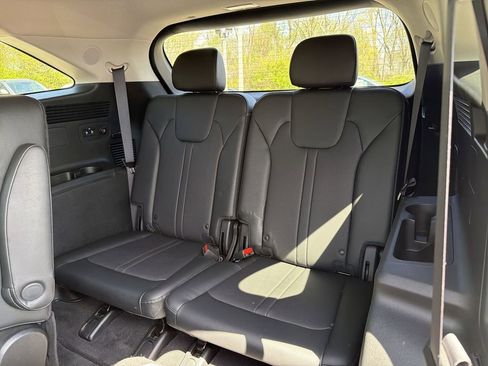 Used 2023 Kia Sorento SX Prestige image 17