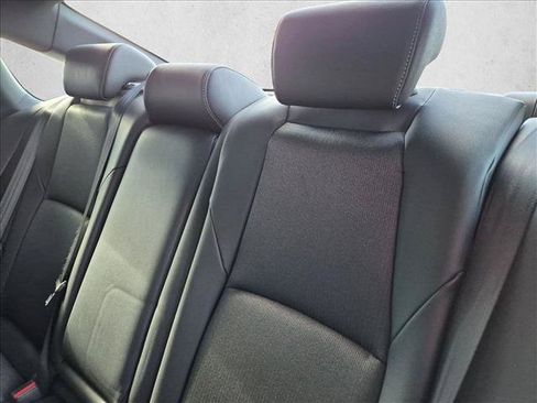 Used 2019 Honda Accord Sport image 12