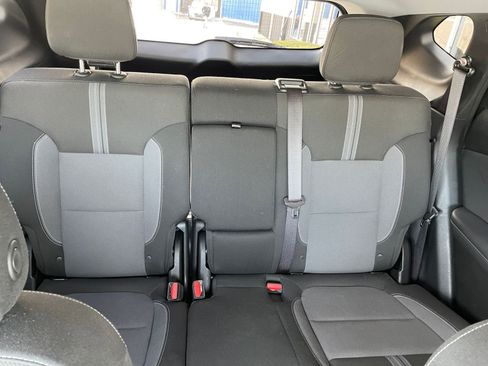 Used 2025 Chevrolet Blazer LT image 40