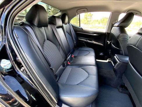 Certified 2024 Toyota Camry SE image 19