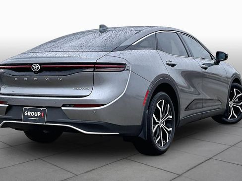 Certified 2023 Toyota Crown AWD/4WD image 13