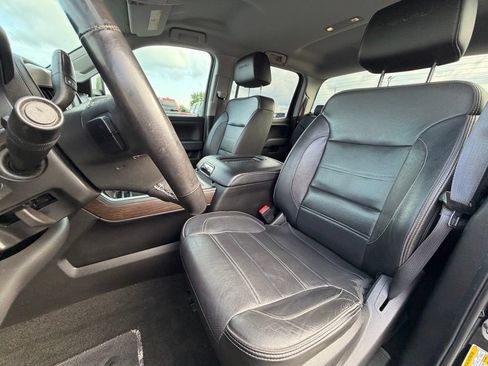 Used 2018 GMC Sierra 2500 Denali w/ Duramax Plus Package AWD/4WD image 22