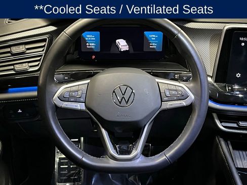 Used 2025 Volkswagen Atlas Cross Sport SEL Premium R-Line AWD/4WD image 9