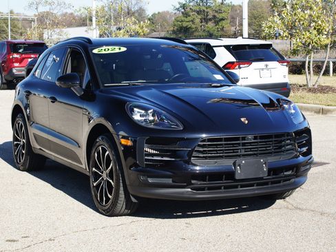 Used 2021 Porsche Macan S image 21