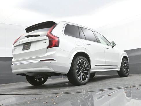 New 2026 Volvo XC90 B6 Ultra w/ Protection Package AWD/4WD image 35