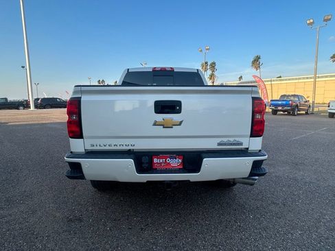 Used 2014 Chevrolet Silverado 1500 High Country w/ High Country Premium Package AWD/4WD image 5
