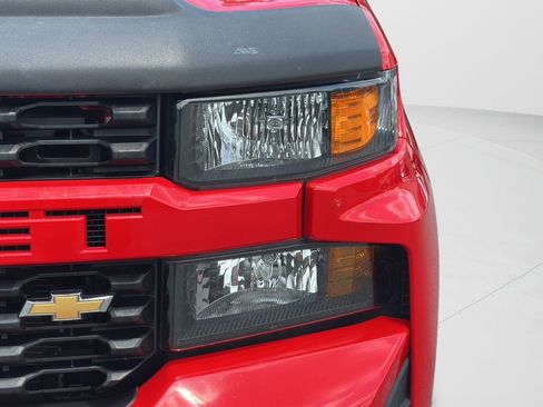 Used 2019 Chevrolet Silverado 1500 Custom w/ Custom Value Package RWD image 25